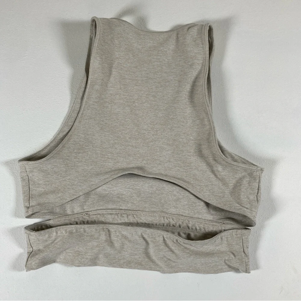 OUTDOOR VOICES Slash Back Open Back Cutout Crop Tank Heather Gray Sport Gym  M - Picture 2 of 10